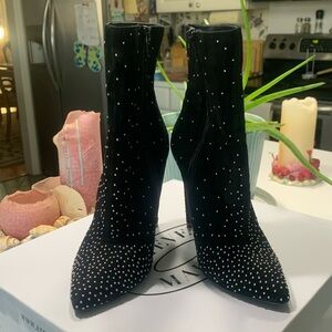 Steve Madden suede leather booties